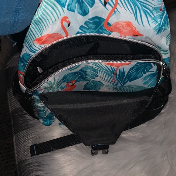 MOSISO Mini Sling Backpack - Picture 4 of 7